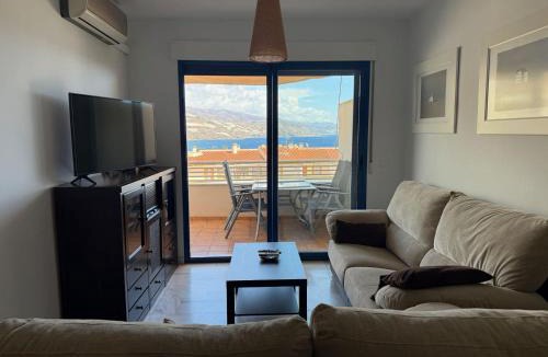 Castell de Ferro Apartment | Sunny 2-bedroom apartment with sea view