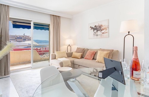 Puerto Banus Apartment | sunrestingapartment.com, Eslaine Teobaldo