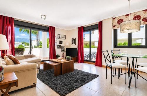 New Golden Mile Apartment | Sunset 10 Golf and Mountain - Happy Rentals