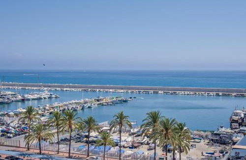 Fuengirola City Centre Apartment | Sur Suites Perla 6-3