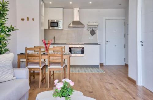 Fuengirola City Centre Apartment | Sur Suites Perla 6-3