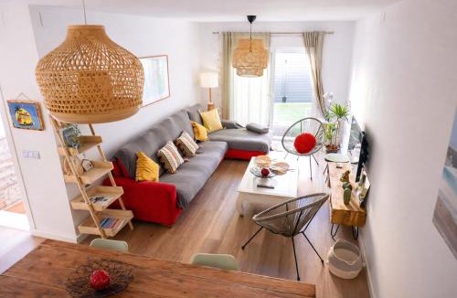 Tarifa Ski Chalet | Tarifa Family House 5 min walk to the beach and old town