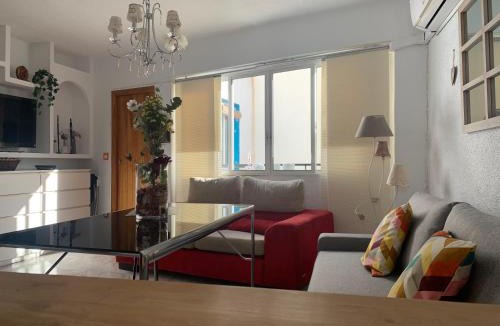 San Basilio Apartment | Tati flat - "Parking Fácil"