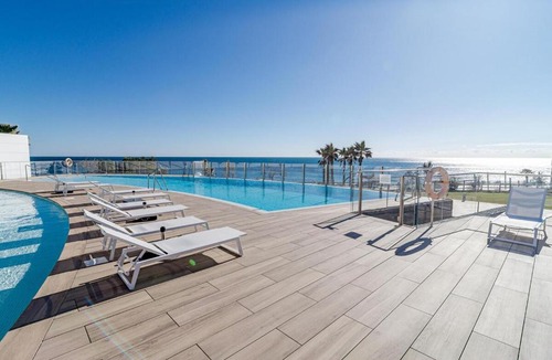 Estepona Apartment | TE- Luxury resort front line beach families only