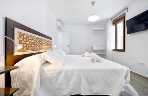 La Trinidad-San Juan y Todos los Santos Apartment | Tejón y Marín, nuevo apartamento en casco antiguo