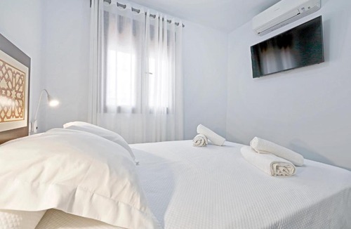 La Trinidad-San Juan y Todos los Santos Apartment | Tejón y Marín, nuevo apartamento en casco antiguo