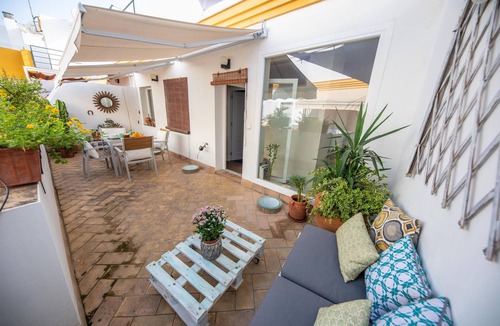 Feria Apartment | TERRACE! Awesome 2BR/2Bath Duplex in the Center near PARASOL!