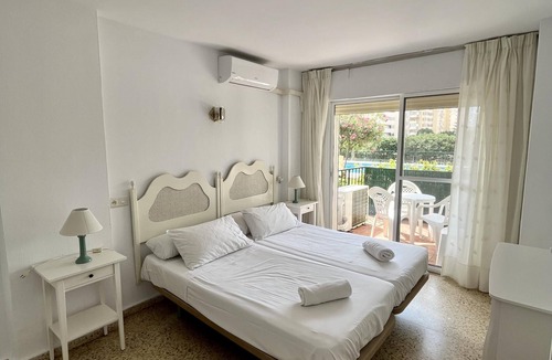 Torreblanca Apartment | Terrace by the sea by gms apartaments