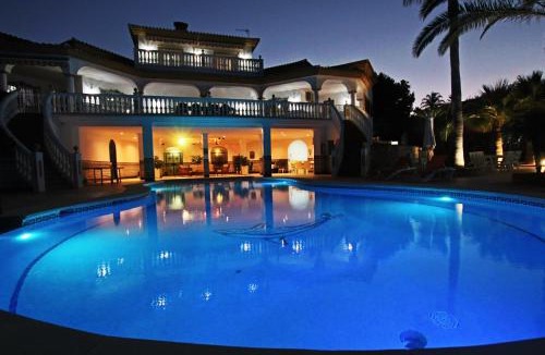 Pinos de Alhaurin Villa | TESS Villa El Oasis