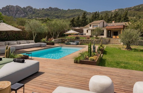 Betis Villa | The Cave Tarifa (Large)- Luxury in the countryside