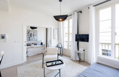 Centro - Sagrario Apartment | The First Suite Apartment