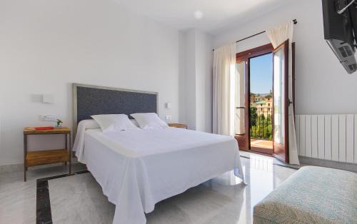 Ronda Villa | The Gorge House