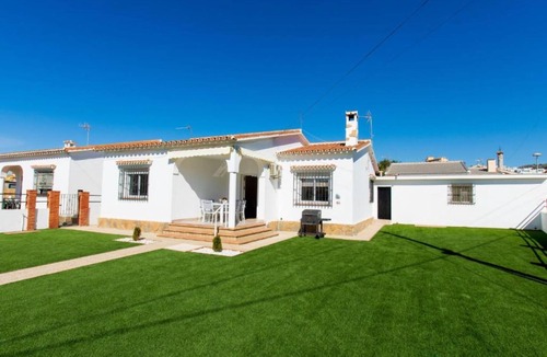 Torre de Benagalbon Villa | THE HOUSE OF YOUR DREAMS: Beach, tennis, playground, l. garden, all within sight