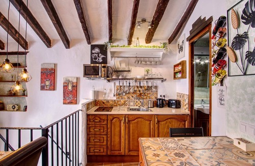 Canillas de Aceituno Apartment | The Nook - Elrecoveco
