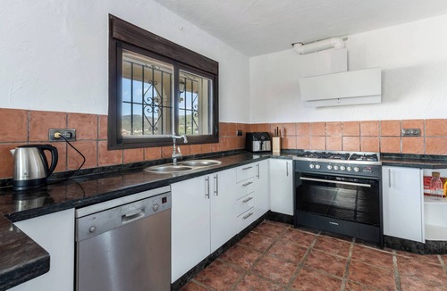 Pinos de Alhaurin House | The Padel Villa