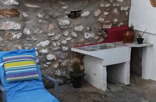 Villanueva del Rosario House | The Stone Casita.