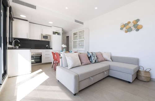 Rota House | THE SUNSET HOUSE - PUNTA CANDOR BEACH - Modern apartment with shared pool and free WiFi.