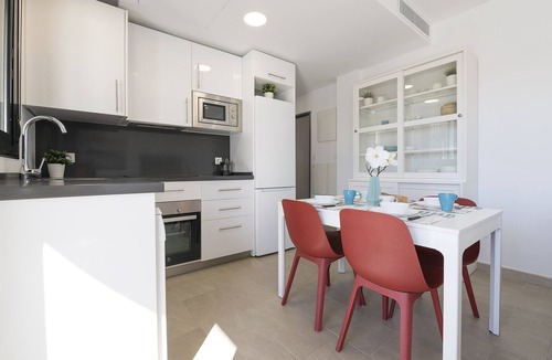 Rota House | THE SUNSET HOUSE - PUNTA CANDOR BEACH - Modern apartment with shared pool and free WiFi.