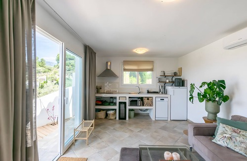 Competa House | The View – Villa with Private Pool, Walking Distance to Cómpeta