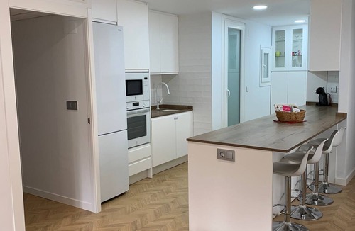 Old Town Baeza Condo | "THE WALLS"