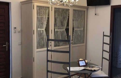 Almagro Apartment | Theater Retreat (Suite 2)