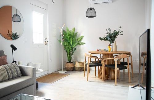 Bellavista House | Tinto Townhouse by Olala Homes