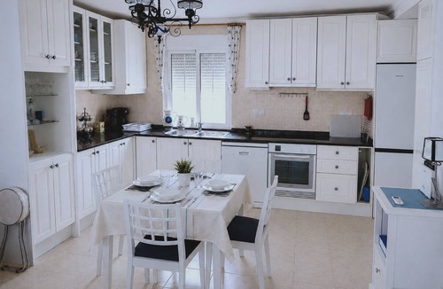 Mil Palmeras House | Townhouse a 4-minute walk from the beach
