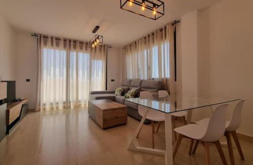 Retamar Apartment | Toyo Alcazaba Suites Gran terraza y vistas, 2Hab, piscina y garaje