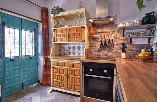Canillas de Aceituno House | Traditional house in the heart of the village