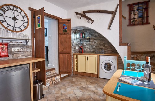 Canillas de Aceituno House | Traditional house in the heart of the village