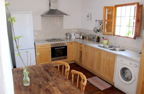 Macharaviaya House | Traditional house for an authentic relaxing rural experience in real Spain