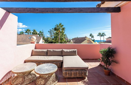 San Pedro de Alcantara Villa | Traditional Style Beachfront Villa in San Pedro