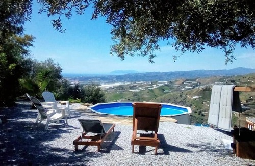Algarrobo House | Treehouse/Casa Arbol , Stunning sea views, Sleeps 4. Spa,Free Wifi. Pool Table