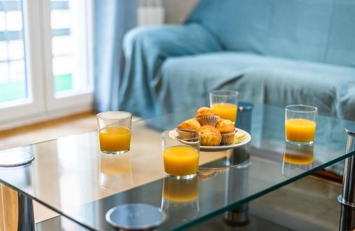 Figares Apartment | tuGuest Manuel de Falla Apartment