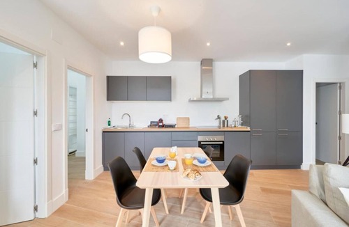 Palmones Apartment | Two-Bedroom Apartment