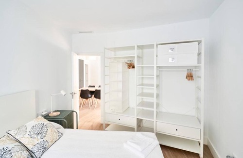 Palmones Apartment | Two-Bedroom Apartment