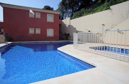 Benahavis Apartment | Two-Bedroom Benahavis Village Apartment with beautiful Mountain View.