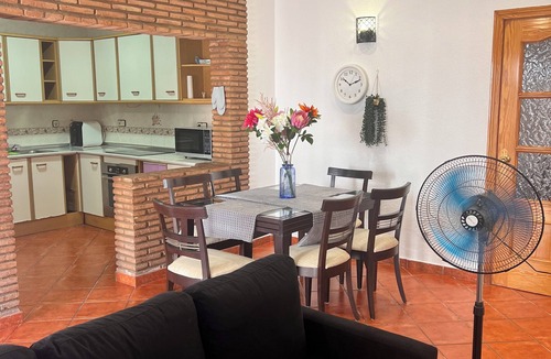 Puerto de la Torre Apartment | UC Villa Ideal Para Pasar un Momento Tranquilo,y Agradable con Piscina al Lado
