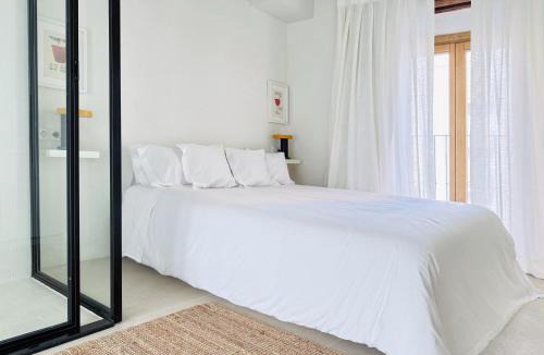 El Arenal House | Unika Homes Casa Bella