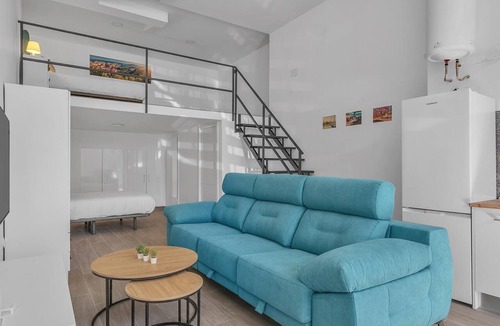 Bailen-Miraflores Apartment | Urban Comfort in Málaga