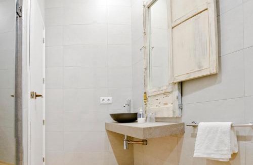 Centro Comercial House | Urban Suites El Postigo