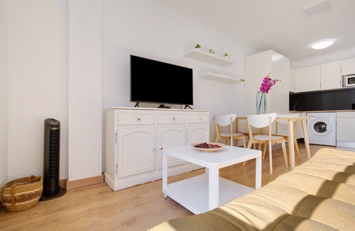 Morro Jable Apartment | Vacation Apartment "Playa Morro Jable 2b" near the Beach with Wi-Fi