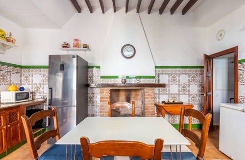 Villanueva del Rosario House | Vacation Home "Villa Hache" with Mountain View, 2 Private Terraces & Wi-Fi