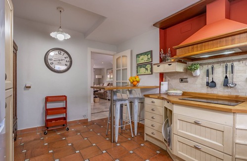 Barrio de la Vega House | Vacation Home "Casa De Nina" with Mountain View, Private Pool & Wi-Fi