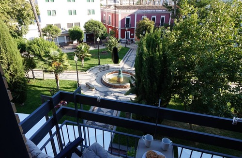 Merida Old Town Apartment | Vacation home in Mérida · ★5.0 · 2 bedrooms · 4 beds · 1 bath