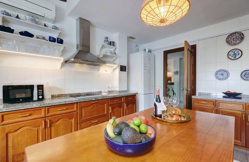 Historic Center of Estepona House | Vacation Home 'La Casa de Manuel' Close to the Beach with terrace
