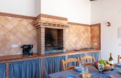 Almogia House | Vacation Home "Sunset El Tejar" with Mountain View, Private Pool & Wi-Fi