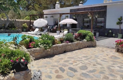 Prado del Rey House | Vacation Home "Vivienda Rural Cabeza Del Rey" with Private Pool, 2 Private Terraces & Wi-Fi