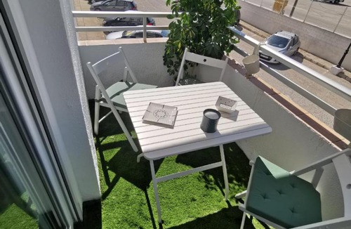 Valdelagrana Apartment | Valdelagrana Beach Ha Apartment
