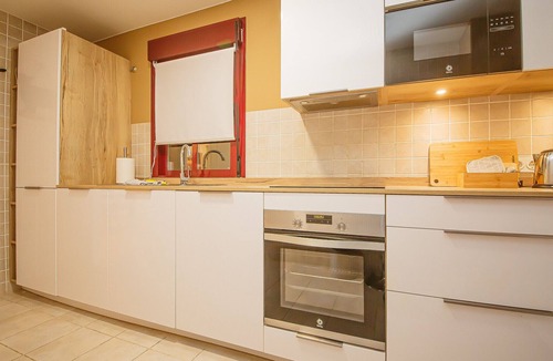 Puerto de la Duquesa Apartment | Viñedos del Mar apt J1